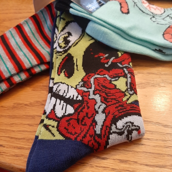 Man's clothing (Socks) - Picture 4 of 8